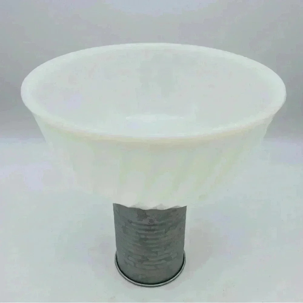 Vintage Fire King Oven Ware #6, Mixing/Nesting 8" Bowl Ivory
